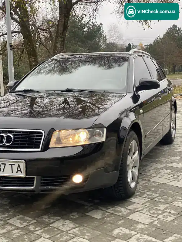 Audi A4 2003, фото з оголошення 2 з 20, VIN WAUZZZ8E13A341016