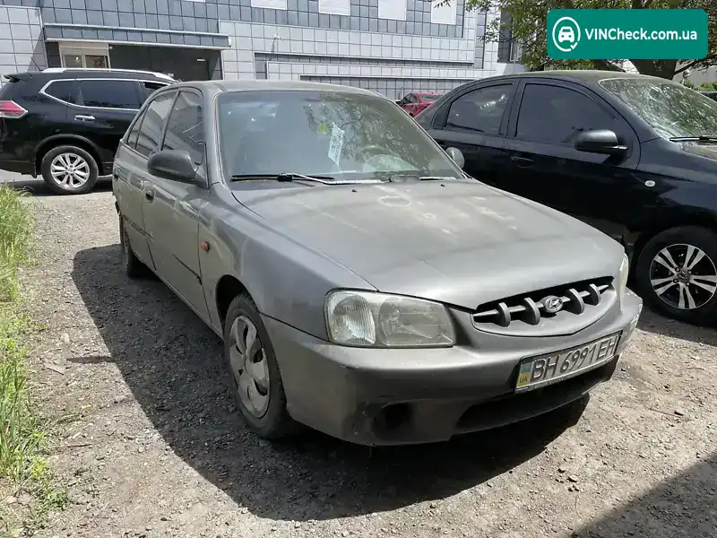 Hyundai Accent 2000, фото з оголошення 1 з 7, VIN KMHCH51GPYU044792