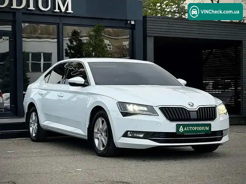 Skoda Superb 2019, фото з оголошення 2 з 20, VIN TMBAJ6NP4KB300223