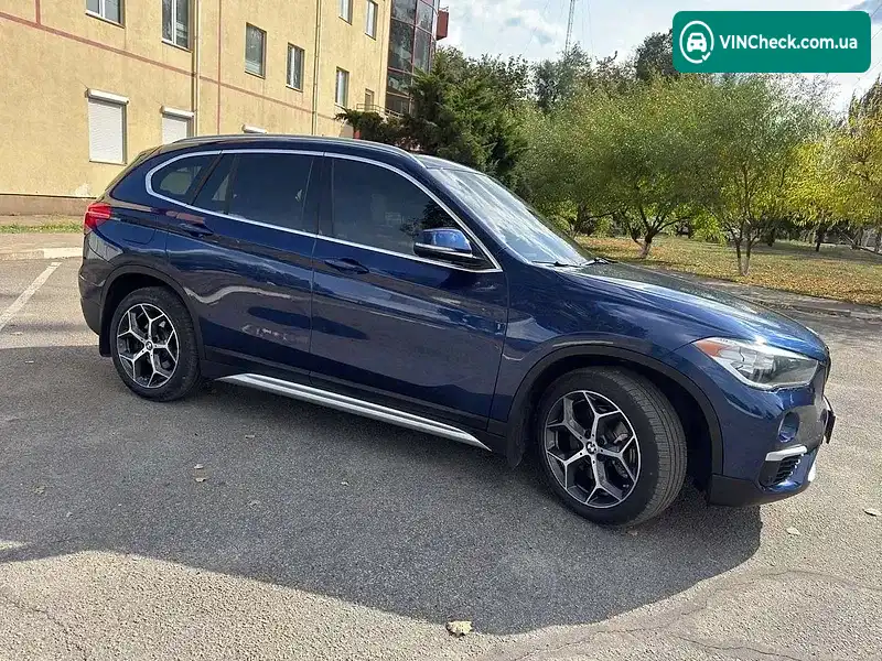 BMW X1 2018, фото з оголошення 2 з 20, VIN WBXHT3C35J3H31675