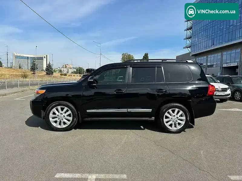 Toyota Land Cruiser 2012, фото з оголошення 2 з 21, VIN JTMHV05J104082769