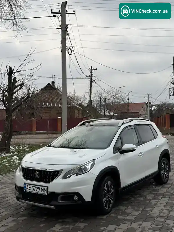 Peugeot 2008 2017, фото з оголошення 2 з 9, VIN VF3CUHNVTHY127499