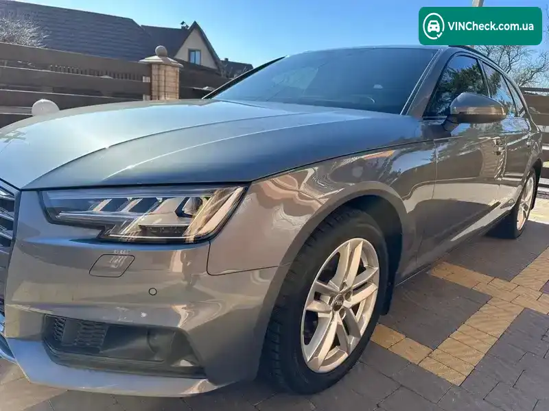 Audi A4 2019, фото з оголошення 2 з 21, VIN WAUZZZF46KA116485