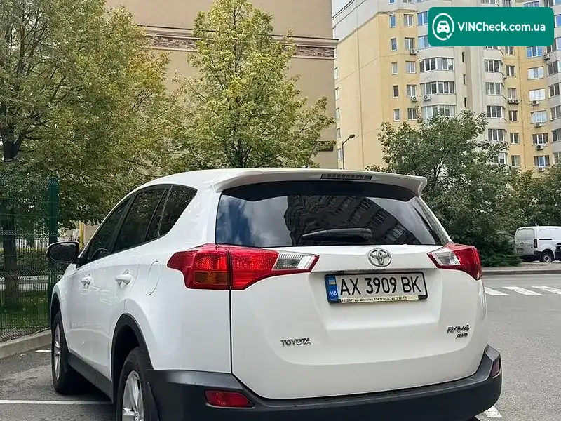 Toyota RAV4 2013, фото з оголошення 2 з 20, VIN JTMREREV80D006381