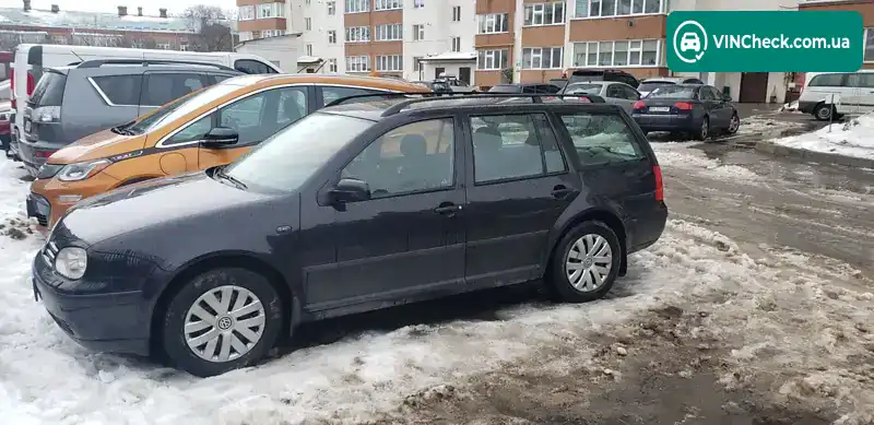 Volkswagen Golf 2000, фото з оголошення 1 з 6, VIN WVWZZZ1JZYW598460