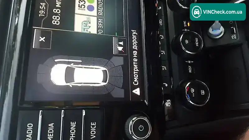 Skoda Superb 2016, фото з оголошення 2 з 20, VIN TMBJH9NP6G7047655