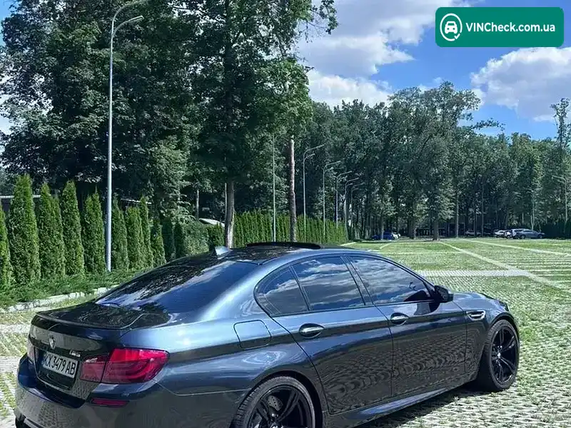 BMW M5 2012, фото з оголошення 2 з 9, VIN WBSFV9C53DD095815