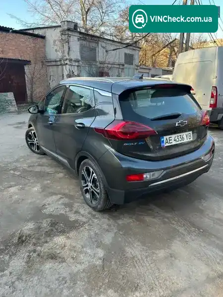 Chevrolet Bolt EV 2018, фото з оголошення 2 з 8, VIN 1G1FX6S09J4133218