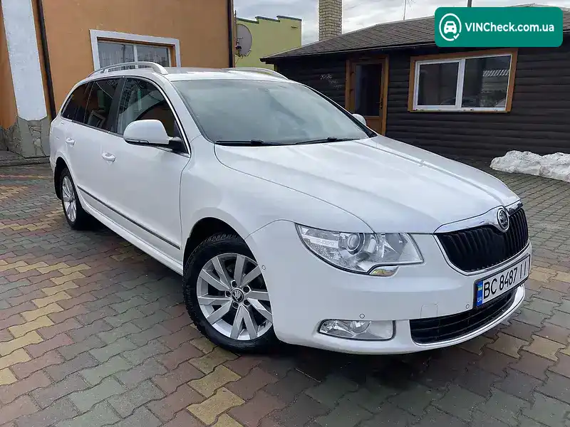 Skoda Superb 2011, фото з оголошення 1 з 20, VIN TMBLE73T1B9064219
