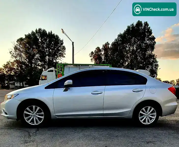 Honda Civic 2012, фото з оголошення 2 з 8, VIN NLAFB8540CW002763