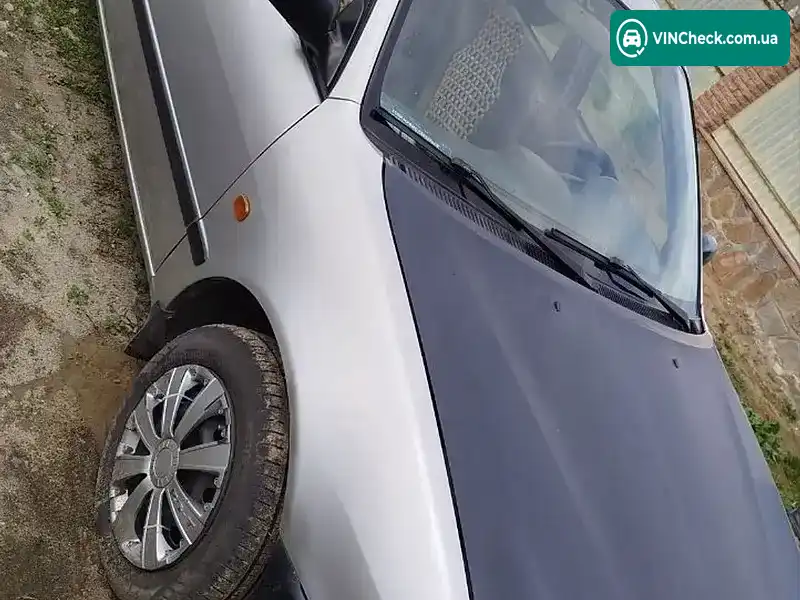 Toyota Corolla 1998, фото з оголошення 2 з 20, VIN JT164EEB103057611