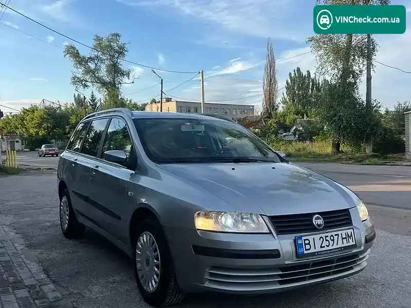 Fiat Stilo 2004, фото з оголошення 2 з 19, VIN ZFA19200000470919