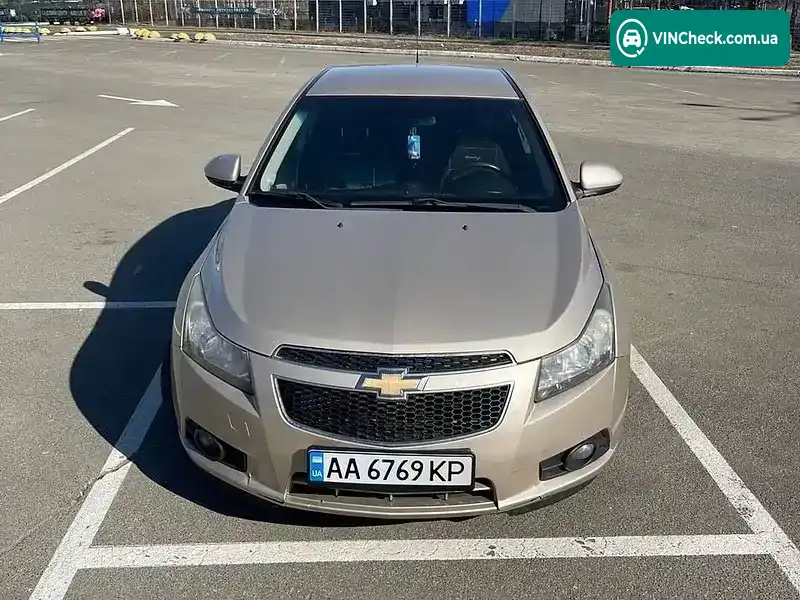 Chevrolet Cruze 2010, фото з оголошення 2 з 18, VIN KL1JA6959BK061843
