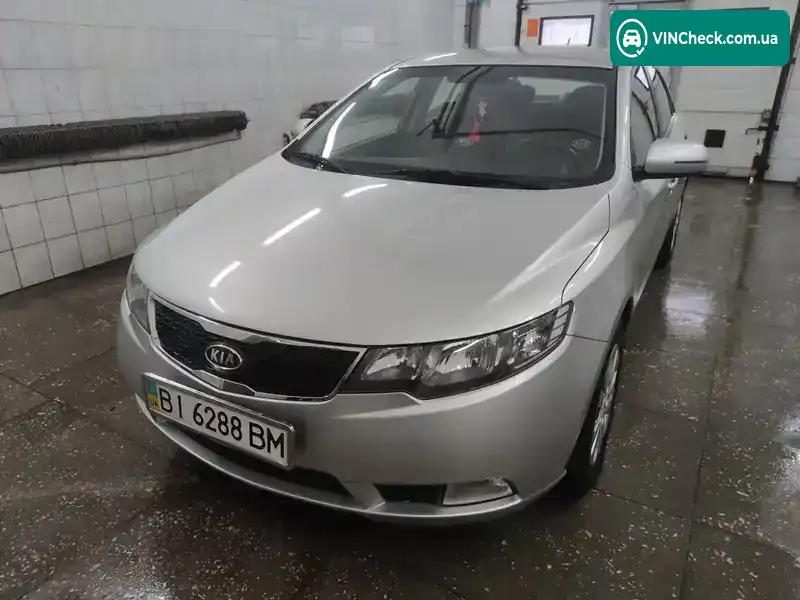 Kia Cerato 2012, фото з оголошення 1 з 20, VIN KNAFU411AC5558863