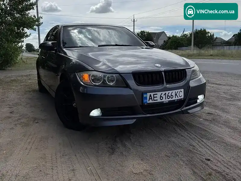 BMW 3 Series 2005, фото з оголошення 2 з 10, VIN WBAVA71070KP93762