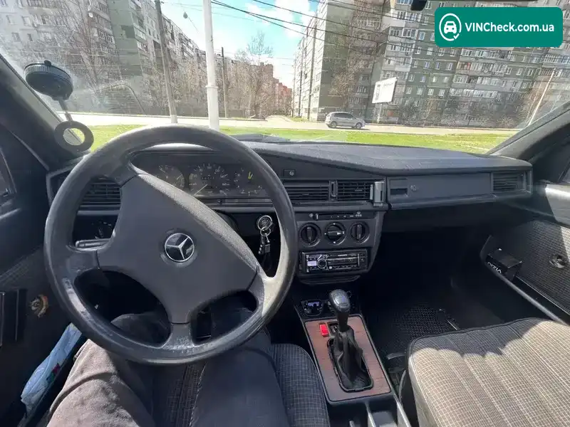 Mercedes-Benz 190 1988, фото з оголошення 2 з 9, VIN WDB2011221F534327