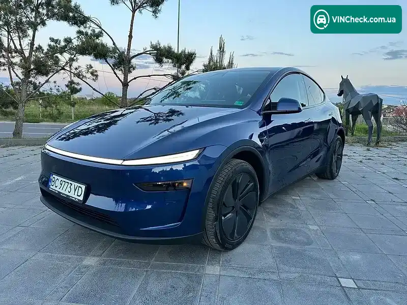 Tesla Model Y 2025, фото з оголошення 1 з 18, VIN 7SAYGDEEXTA501042