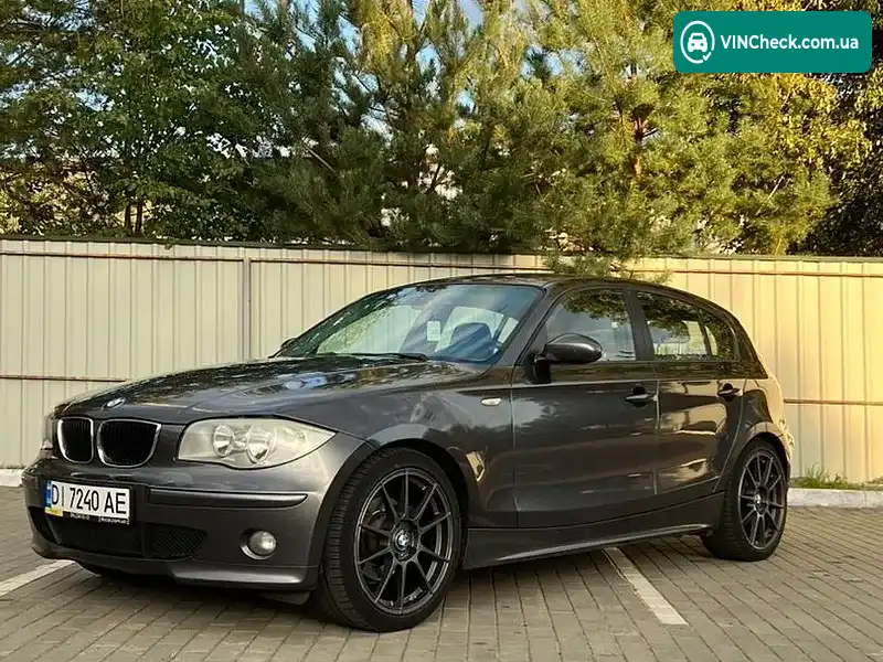 BMW 1 Series 2004, фото з оголошення 1 з 17, VIN WBAUG51030JU07357