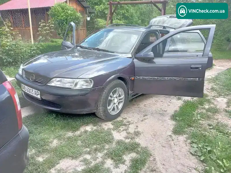 Opel Vectra 1997, фото з оголошення 1 з 20, VIN W0L000031V7063965