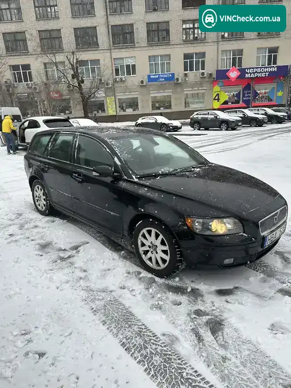Volvo V50 2006, фото з оголошення 2 з 12, VIN W1NFB0KBXSB393542