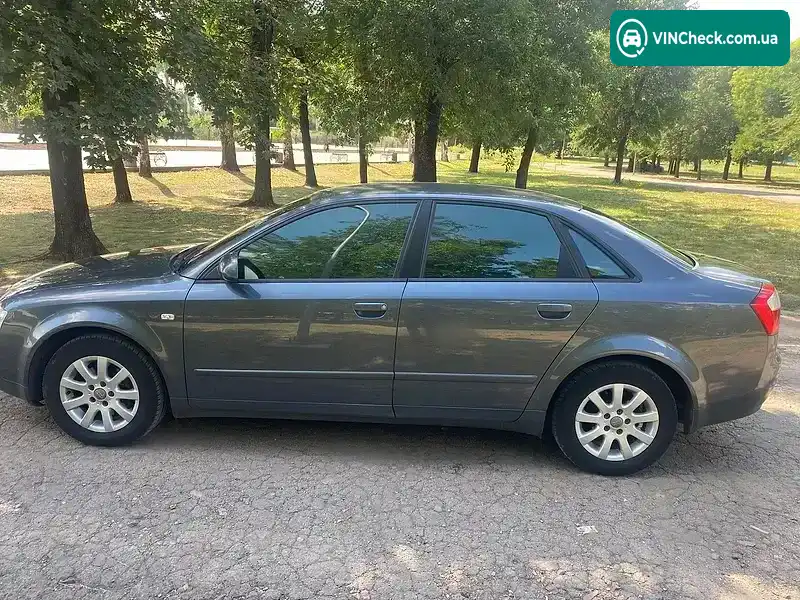 Audi A4 2004, фото з оголошення 1 з 8, VIN WAUZZZ8E55A054216