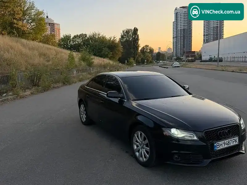Audi A4 2010, фото з оголошення 2 з 10, VIN WAUEFAFL0BN001048