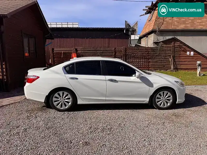 Honda Accord 2013, фото з оголошення 2 з 21, VIN 1HGCR2F8XDA091310
