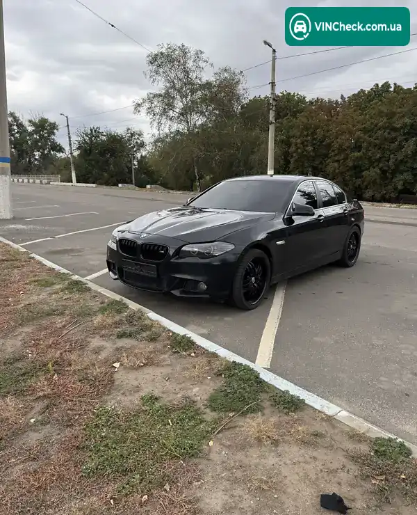 BMW 5 Series 2011, фото з оголошення 2 з 8, VIN WBAFR1C50BDS36850