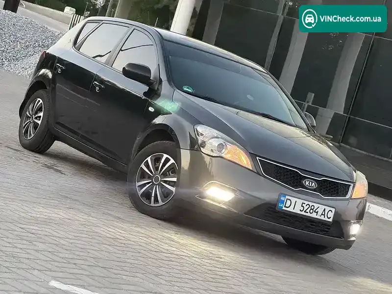 Kia Ceed 2010, фото з оголошення 2 з 19, VIN U5YHB516AAL237567
