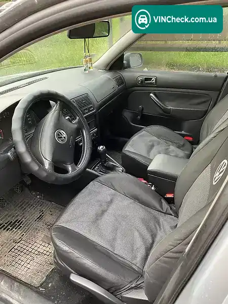 Volkswagen Golf 1998, фото з оголошення 1 з 12, VIN WWWZZZ1JZXW164663