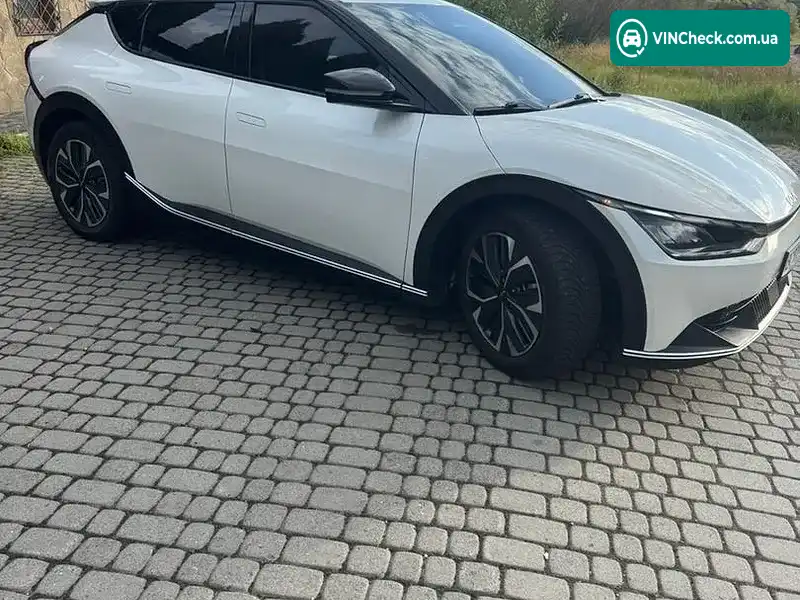 Kia EV6 2022, фото з оголошення 2 з 20, VIN KNDC34LB8N5065469