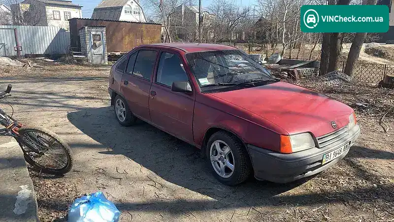 Opel Kadett 1985, фото з оголошення 1 з 4, VIN W0L000034F5068997