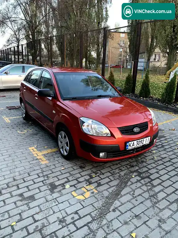 Kia Rio 2005, фото з оголошення 2 з 20, VIN KNEDE243266026424