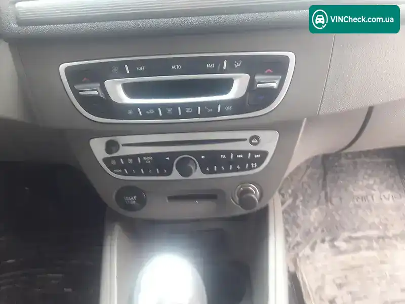 Renault Megane 2010, фото з оголошення 2 з 20, VIN VF1KZ1G0644345246