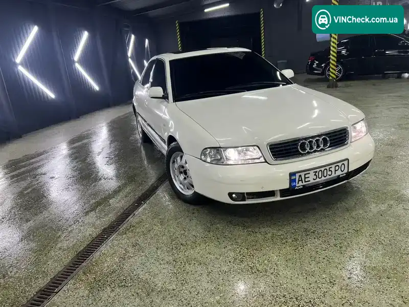 Audi A4 1999, фото з оголошення 1 з 20, VIN WAUZZZ8DZYA108856