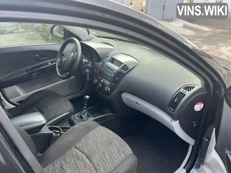 Kia Ceed 2008, фото з оголошення 2 з 14, VIN Y6LFF52428L004871