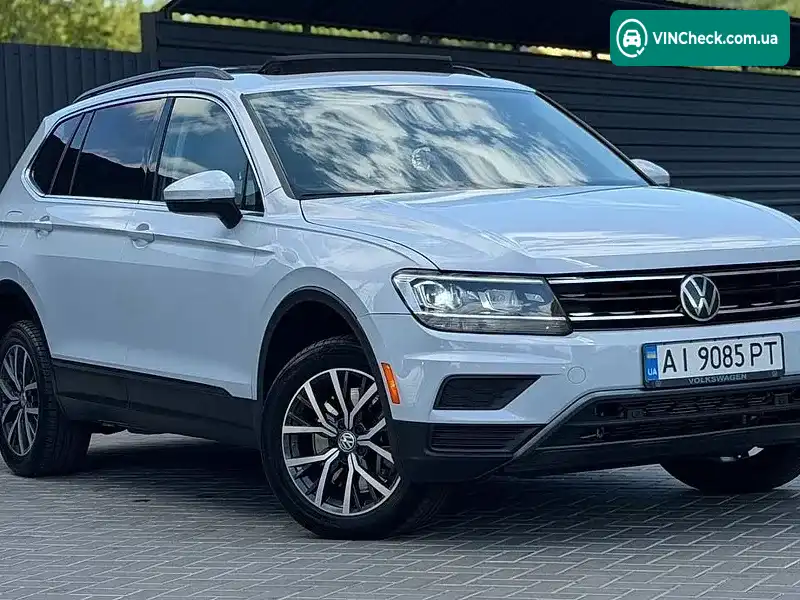 Volkswagen Tiguan 2018, фото з оголошення 1 з 19, VIN 3VV2B7AX2KM070737