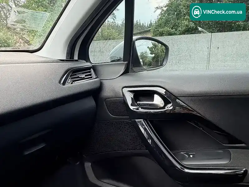 Peugeot 208 2013, фото з оголошення 2 з 18, VIN VF3CC9HJCDT108440
