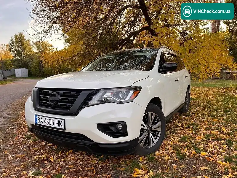 Nissan Pathfinder 2017, фото з оголошення 1 з 20, VIN 5N1DR2MN9JC626618