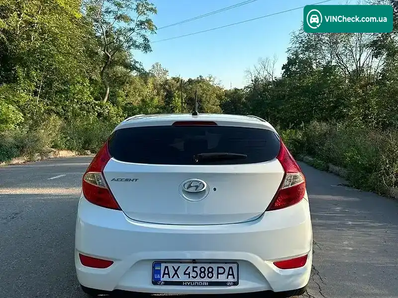 Hyundai Accent 2015, фото з оголошення 2 з 10, VIN KMHCT5AE7GU260082