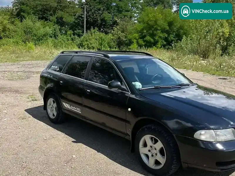 Audi A4 1998, фото з оголошення 2 з 14, VIN WAUZZZ8DZWA210749