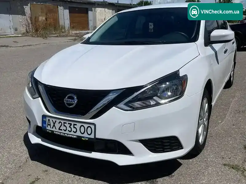 Nissan Sentra 2018, фото з оголошення 2 з 17, VIN 3N1AB7AP8KY247832