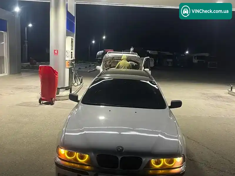 BMW 5 Series 2003, фото з оголошення 1 з 9, VIN WBADP91090GX80908