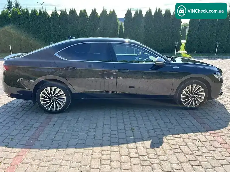 Skoda Superb 2025, фото з оголошення 2 з 20, VIN TMBCR0NZXTC018647