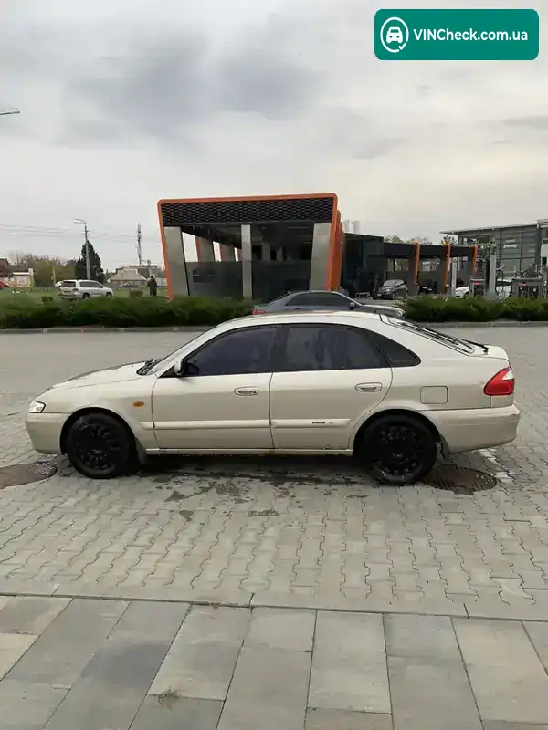Mazda 626 2000, фото з оголошення 2 з 8, VIN JMZGF14P201423576