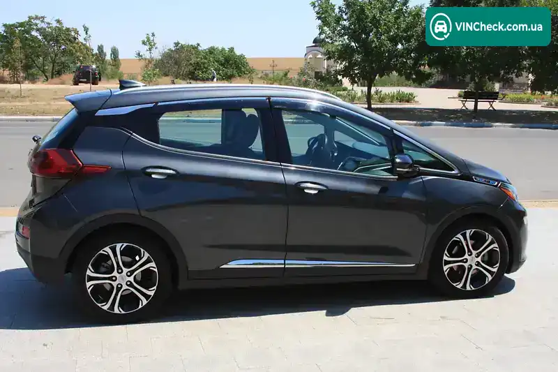 Chevrolet Bolt EV 2017, фото з оголошення 1 з 17, VIN 1G1FX6S01H4180706
