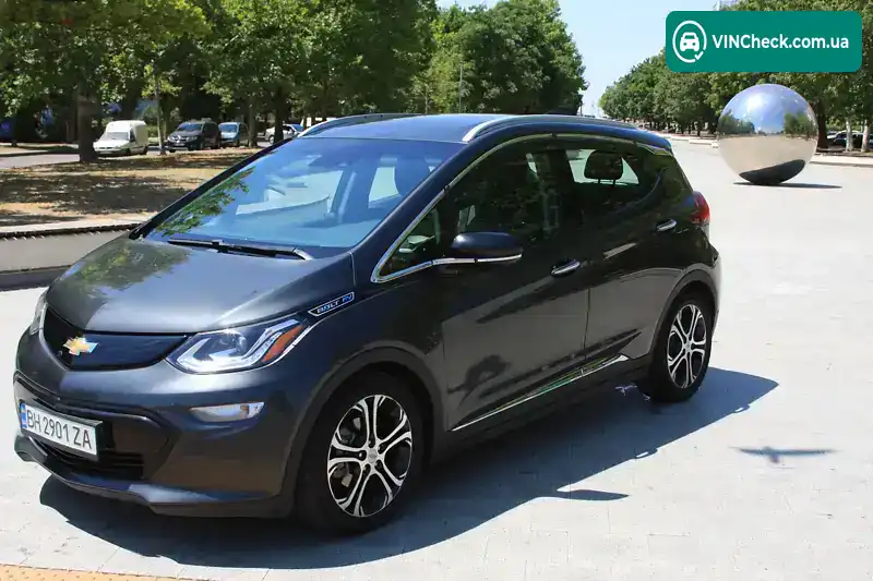 Chevrolet Bolt EV 2017, фото з оголошення 2 з 17, VIN 1G1FX6S01H4180706