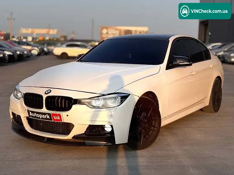 BMW 3 Series 2015, фото з оголошення 1 з 20, VIN WBA3B9C52FF589395