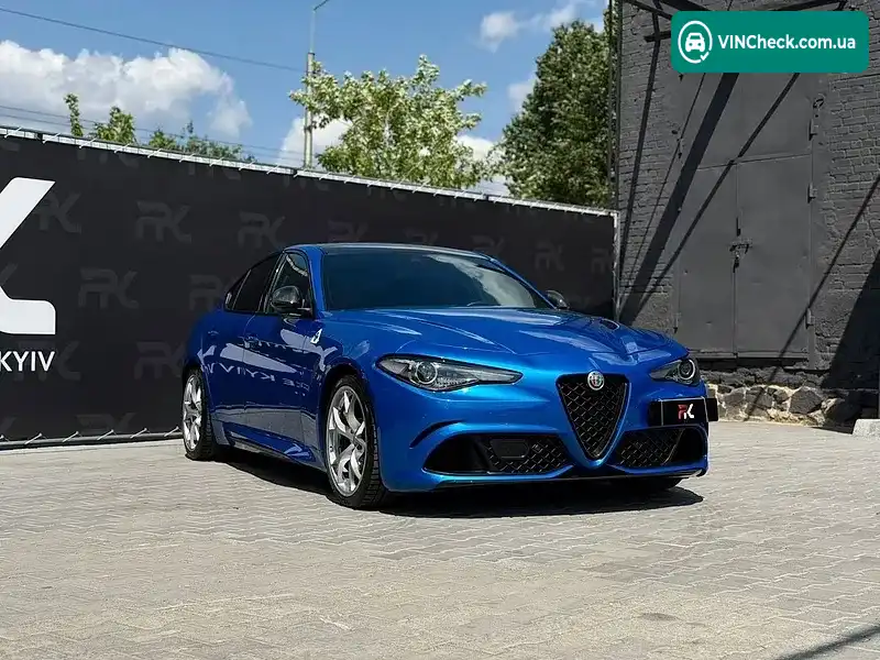 Alfa Romeo Giulia 2020, фото з оголошення 1 з 20, VIN ZAREAEEV8L7636185