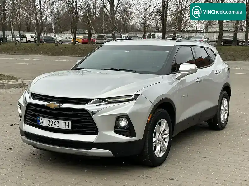 Chevrolet Blazer 2019, фото з оголошення 1 з 14, VIN 3GNKBBRA0KS692368